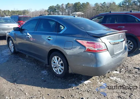 2015 Nissan Altima 2.5 z USA, uszkodzony, nr VIN 1N4AL3AP9FC120580